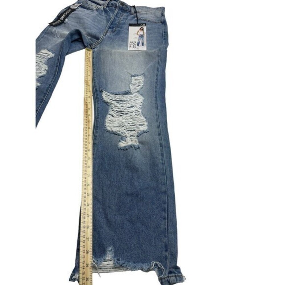NWT Cello Jeans Womens Sz 11/30‎ Super  High Rise Distressed Dad Destroyed Jeans - Picture 6 of 11